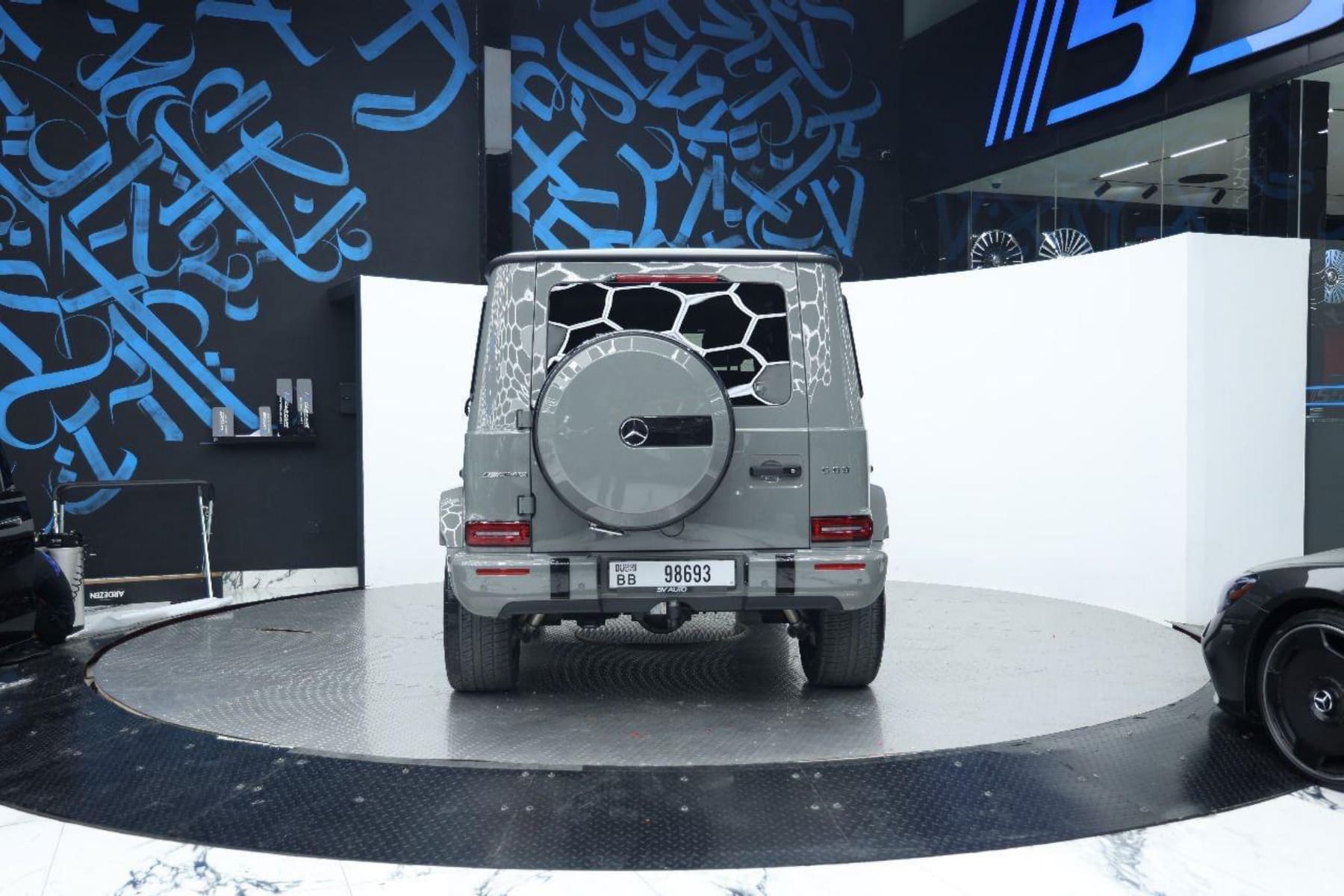 Mercedes-Benz AMG G63 view 18